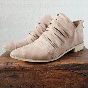 Strappy shredded leather ankle bootie in blush pink, women's size 9.